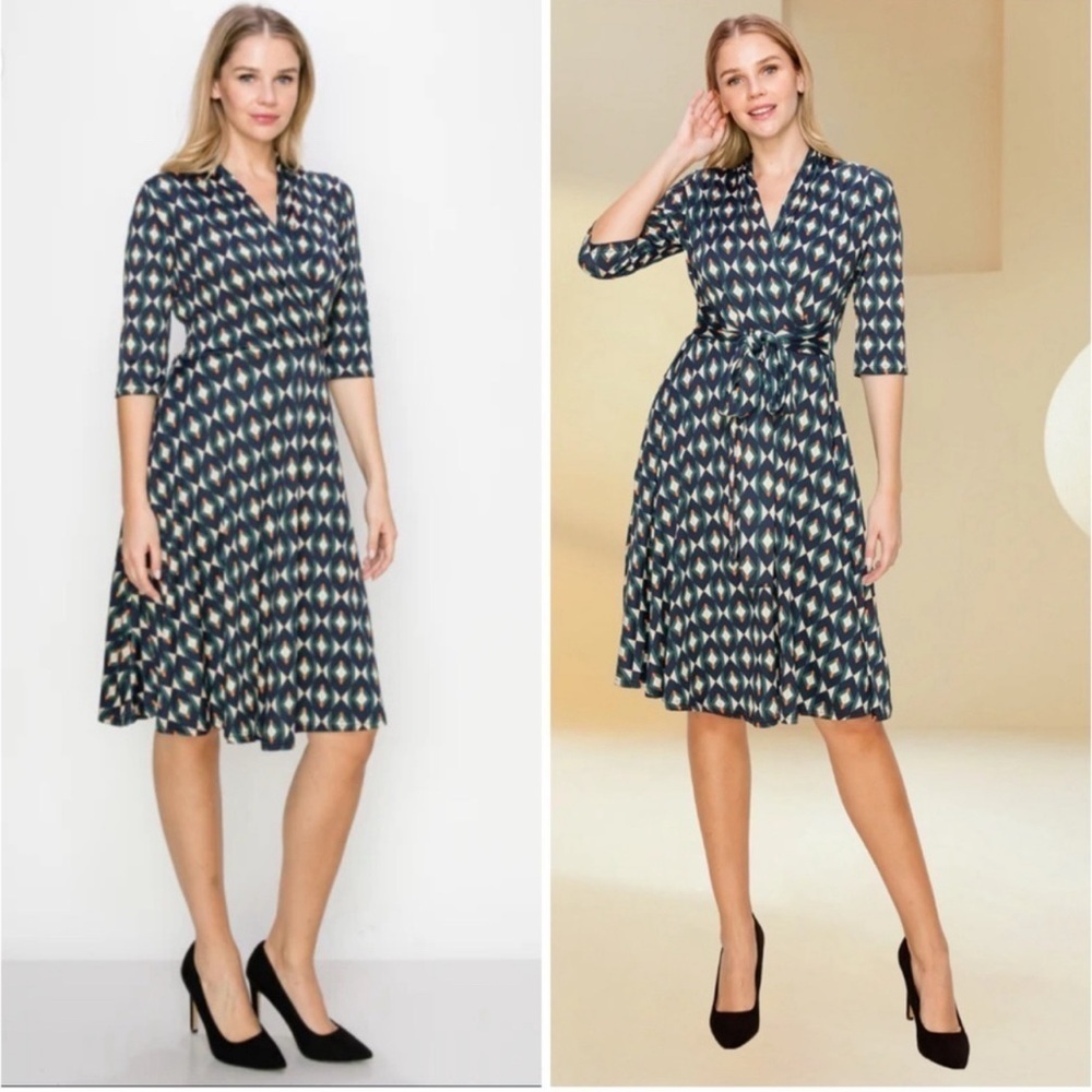 Beautiful, NWT Audrey Whitmore, geometric stretchy comfortable dress